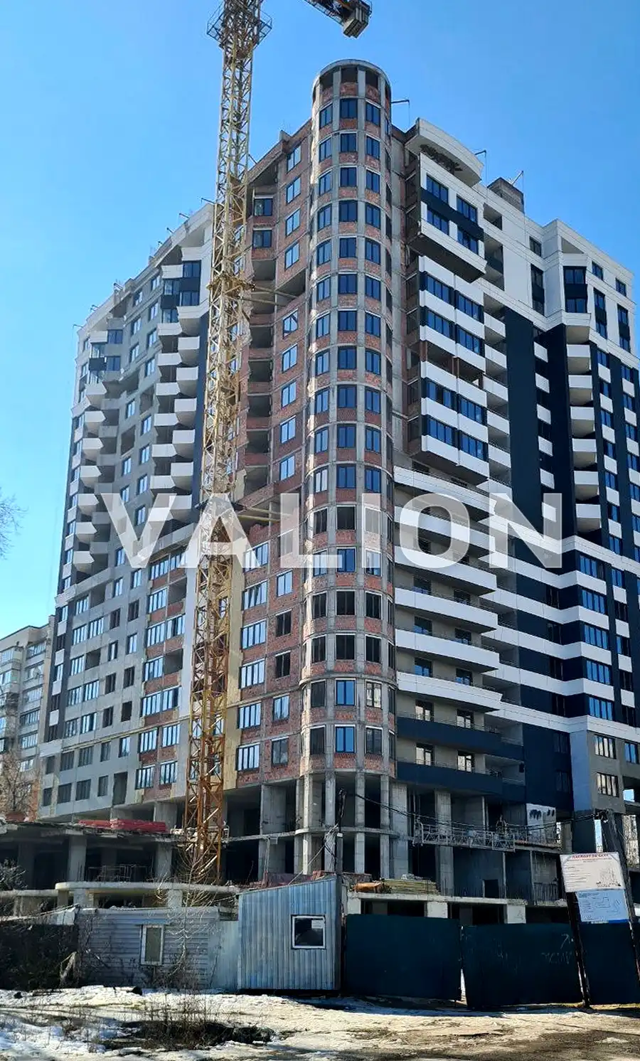 Фото: 1-кімнатна квартира 46 м² на вул. Набережна, 6