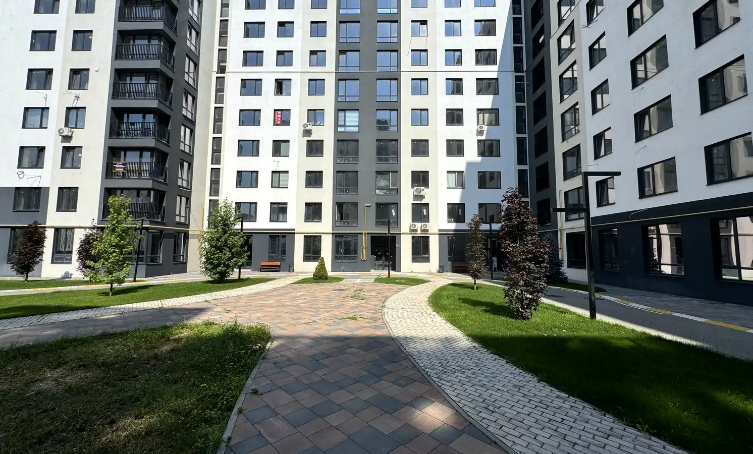 Фото: 2-кімнатна квартира 61.1 м² у Буча