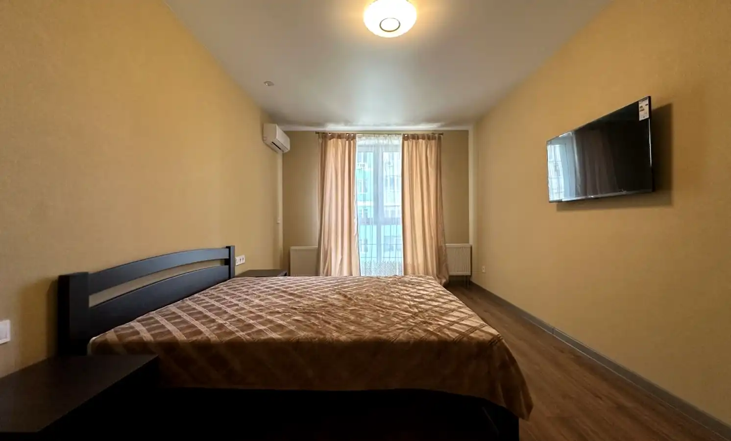 Фото: 1-кімнатна квартира 50 м² у Харків