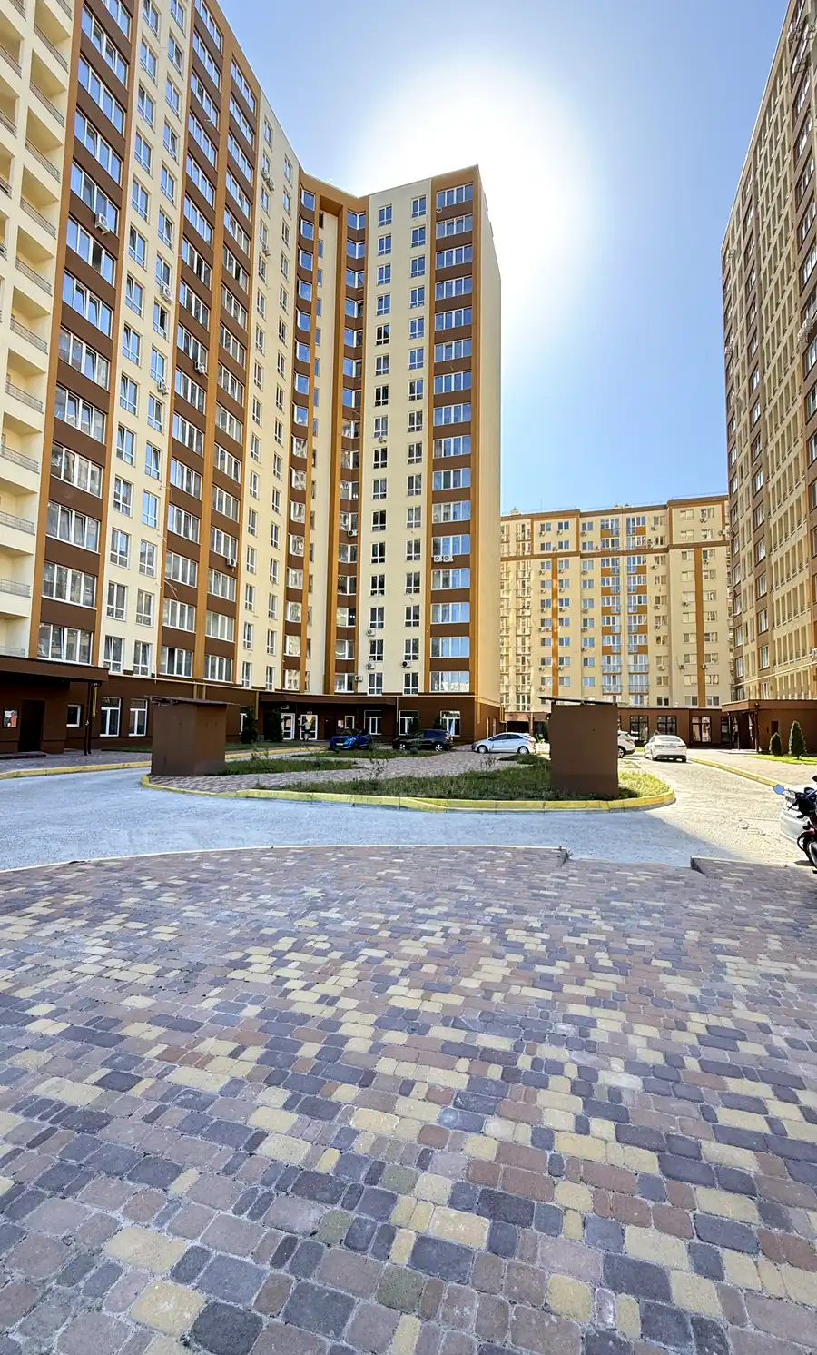 Фото: 1-кімнатна квартира 46 м² у Вишневе